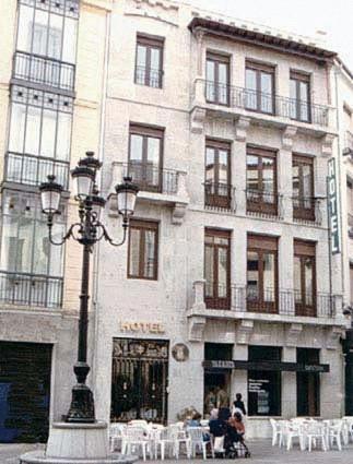 Hotel Rey Nino Ávila Exteriör bild