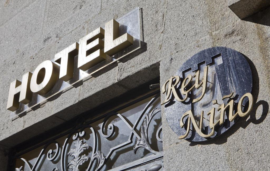 Hotel Rey Nino Ávila Exteriör bild