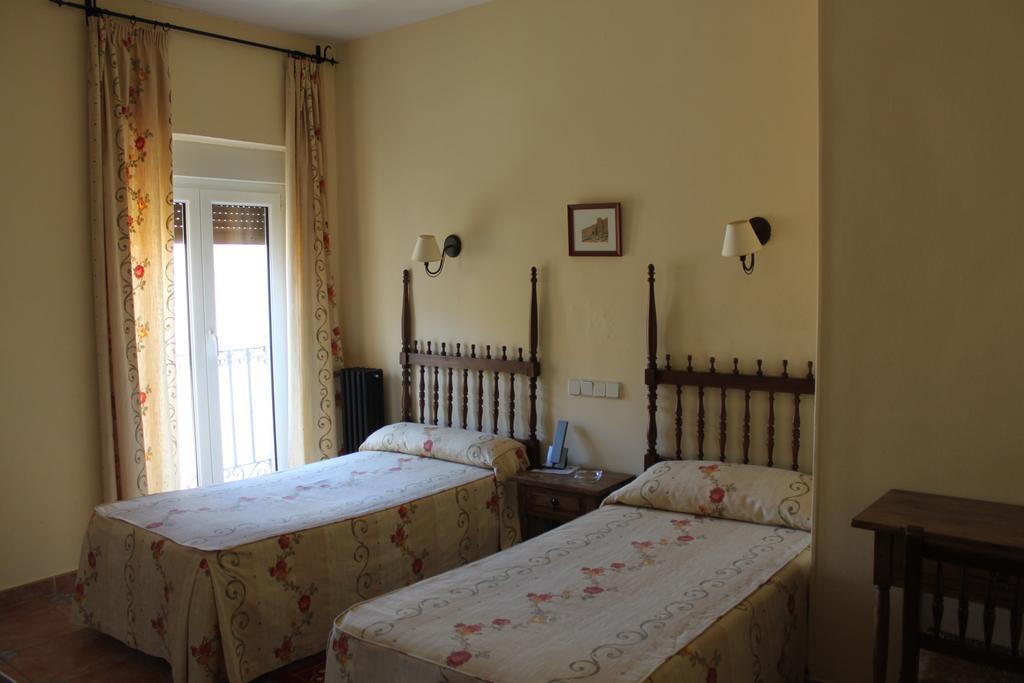 Hotel Rey Nino Ávila Exteriör bild