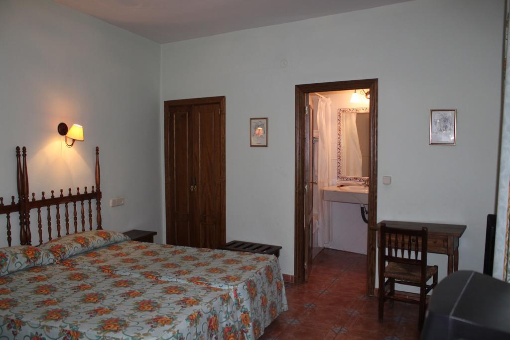 Hotel Rey Nino Ávila Exteriör bild